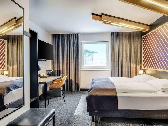 Hotel para 4 personas - 1
