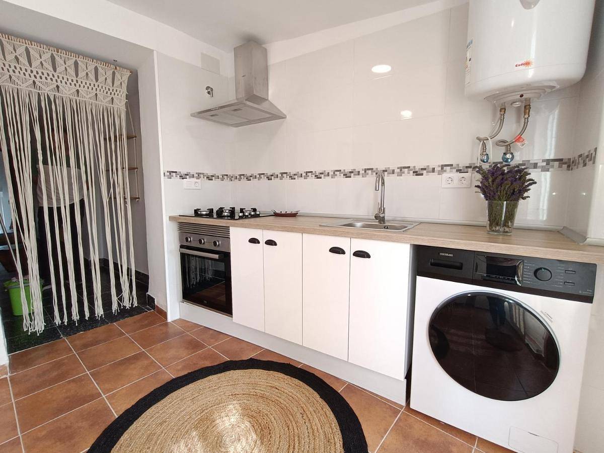 Three-Bedroom House in Montanejos, Province de Castellón