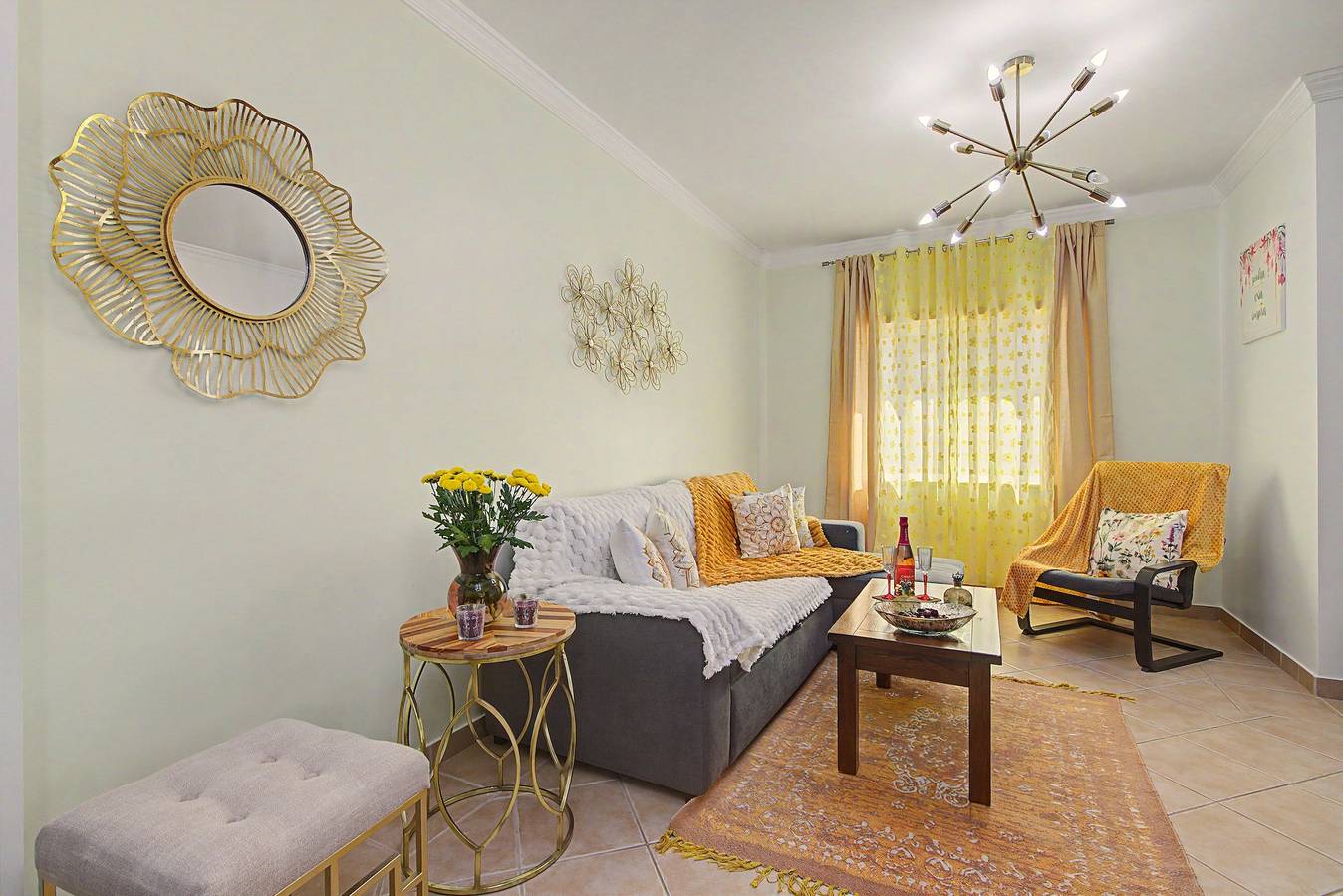 Ganze Wohnung, Apartment 'Magnolia' mit privater Terrasse, Wlan und Klimaanlage in Tavira, Tavira (Santa Maria)