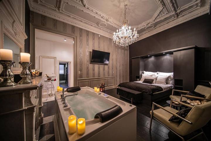 Hotel für 2 Personen, mit Terrasse und Whirlpool sowie Sauna und Ausblick