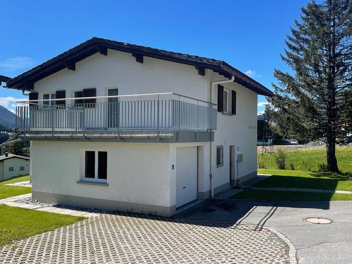 Ferienwohnung für 6 Personen, mit Balkon in Valbella
