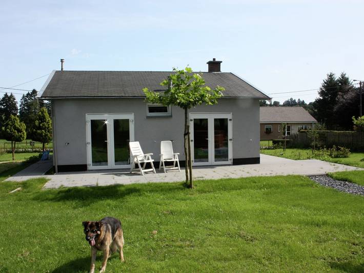 Vakantiehuis voor 4 personen, with Terras and Whirlpool as well as Sauna in Gouvy