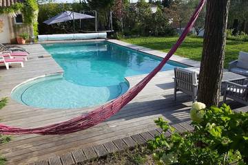 Cottage pour 9 personnes, avec jardin et jacuzzi à Combaillaux