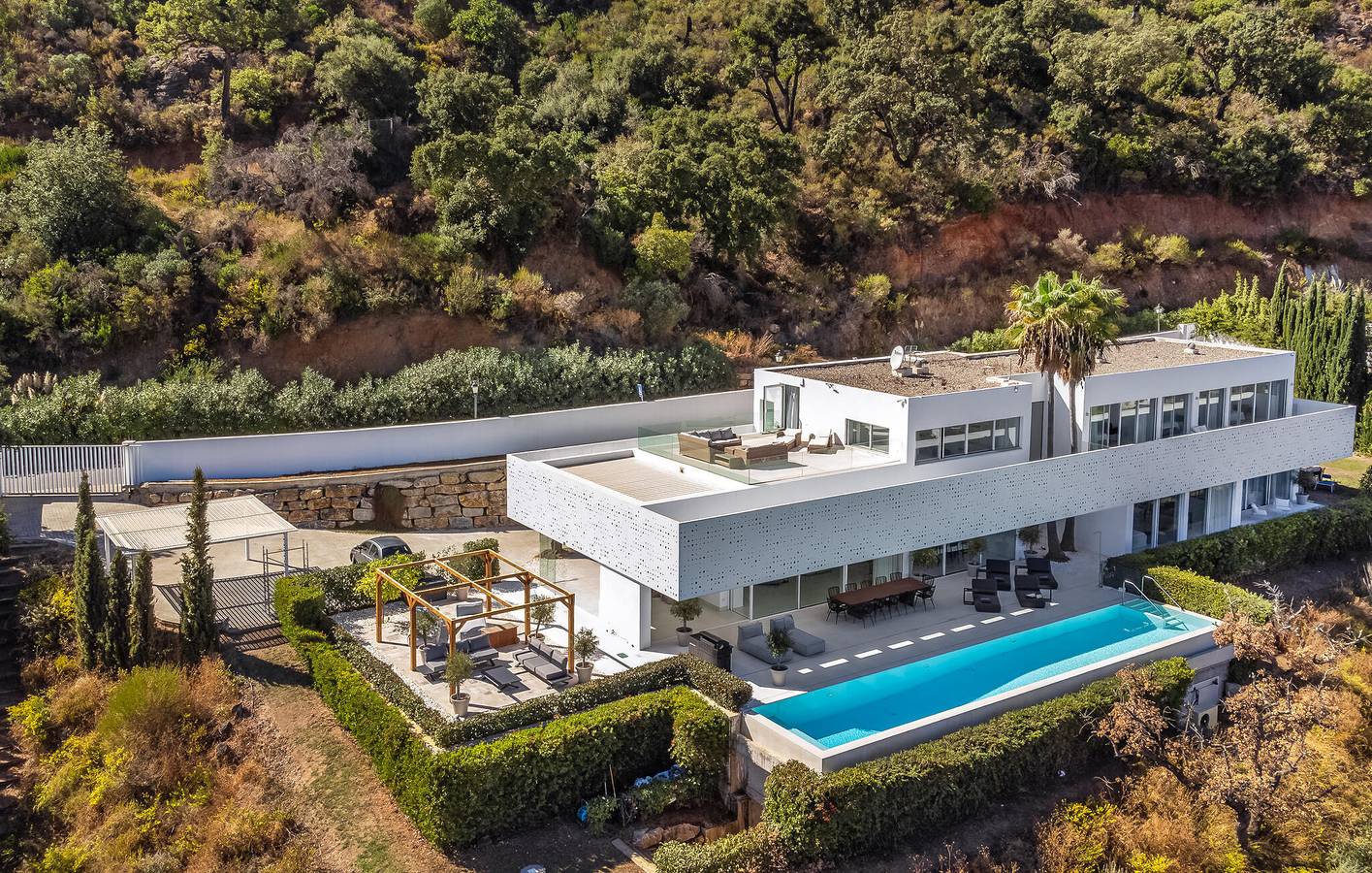 Appartement moderne avec garage, piscine, terrasse - 2km de la plage in Urbanizacion Las Jacarandas, Ojén