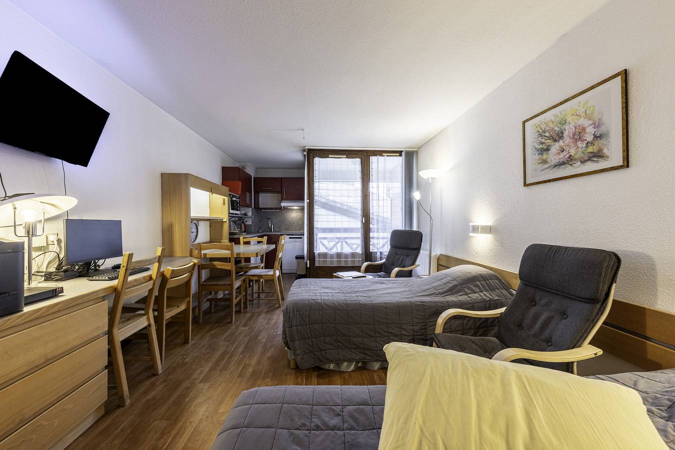 Estudio entero, Apartamento estudio 'Les Cybeles - 3 Personnes' con vistas a la montaña, terraza privada y Wi-Fi in Brides-les-Bains, Les Trois Vallées