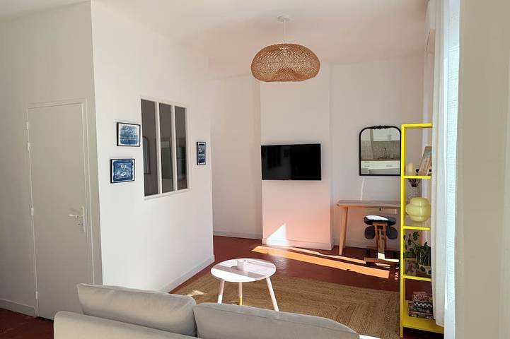 Gîte pour 2 personnes dans Cinema Le Prado Marseille
