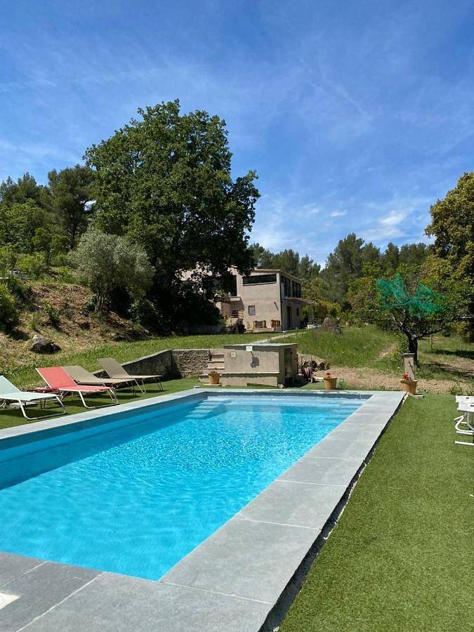 Appartement entier, King Studio in Évenos, Côte méditerranéenne (France)