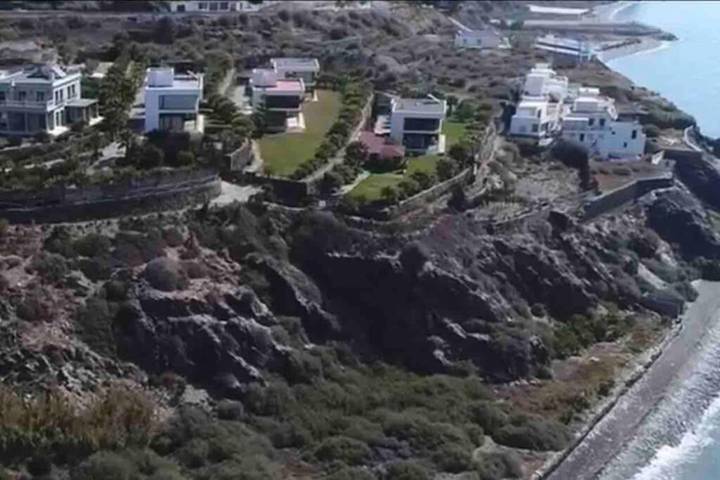 Casa rural para 8 personas, con Terraza además de Jardín y Vistas en Adra
