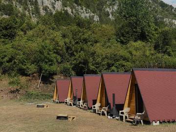 Gîte pour 2 personnes, avec jardin et vue, animaux acceptés dans Theth