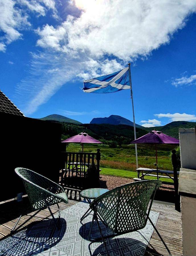 King Room with Mountain View in Nevis Range, Fort William