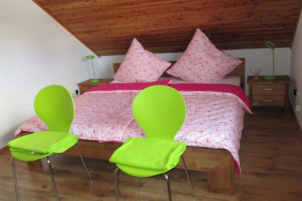 Ganze Wohnung, Gemütliche Ferienwohnung am Rande des Naturschutzgebietes Bacher Lay in Nisterau in Stockhausen-Illfurth, Westerwald