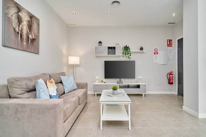 Gîte pour 2 personnes, avec bassin pour enfant, animaux acceptés à Torre del Mar - 2