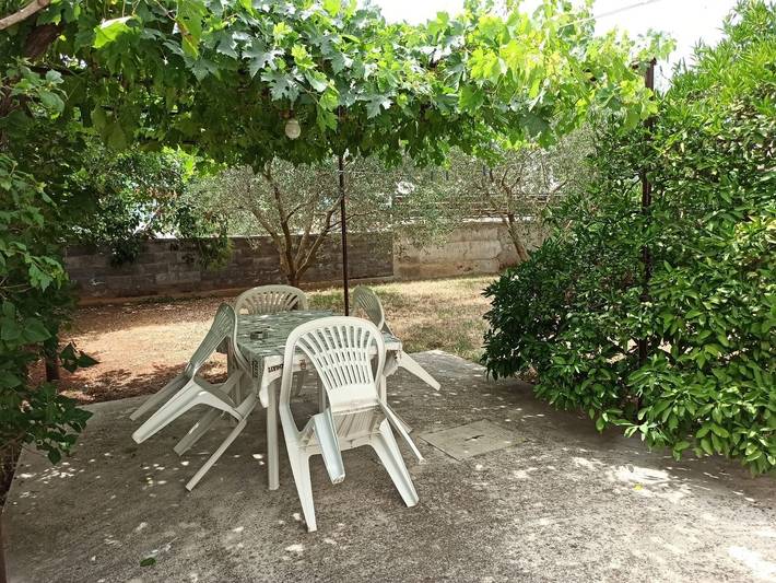 Ferienwohnung für 5 Personen, mit Balkon/Terrasse in Biograd na Moru