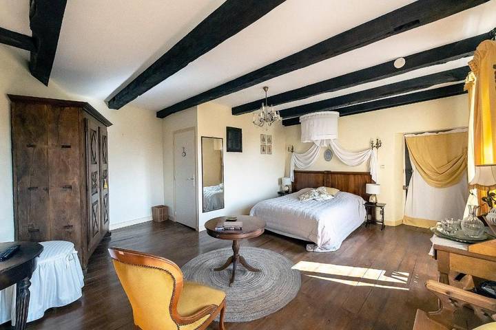 Location de vacances pour 4 personnes, avec piscine et vue ainsi que jardin et terrasse à Comps-la-Grand-Ville - 3