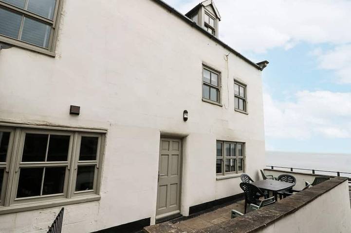 Holiday home for 8 people, with garden in Sandsend