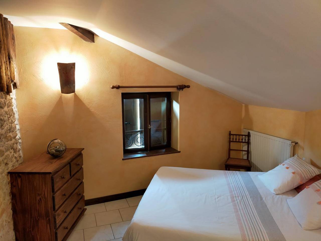Casa de huéspedes para 9 personas con jardín in Montagne (Isère), Isère