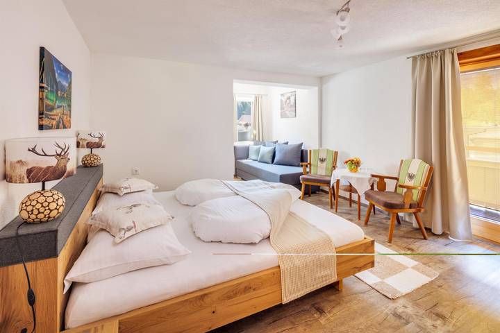 Hotel für 3 Personen, mit Ausblick und Balkon, kinderfreundlich in Pertisau - 4