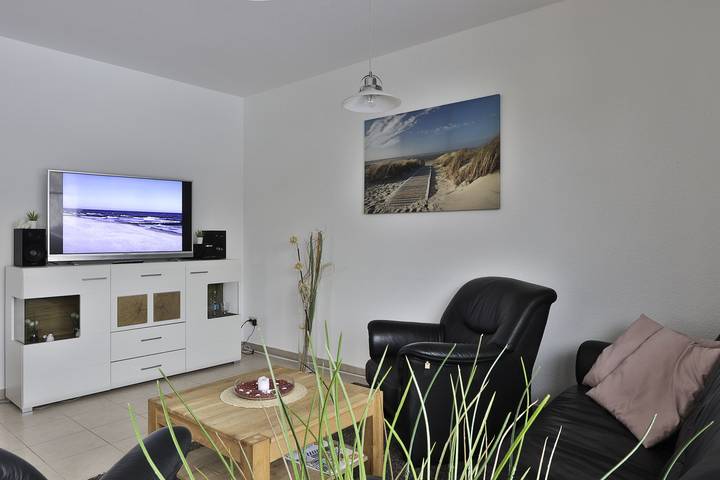 Ferienwohnung für 3 Personen, mit Terrasse und Garten in Nienhagen - 2