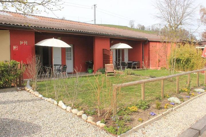 Location de vacances pour 4 personnes, avec Terrasse et Jardin à Grandson