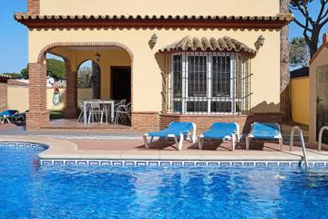Casa Rural para 8 Personas en Los Gallos-Cerromolino, Chiclana de la Frontera, Foto 2