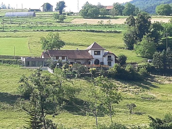 Gîte pour 4 personnes, avec jacuzzi et jardin, animaux acceptés en Savoie - 3