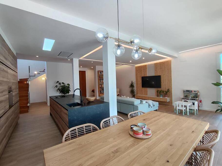 Three-Bedroom Townhouse in Cangas, Rías Baixas