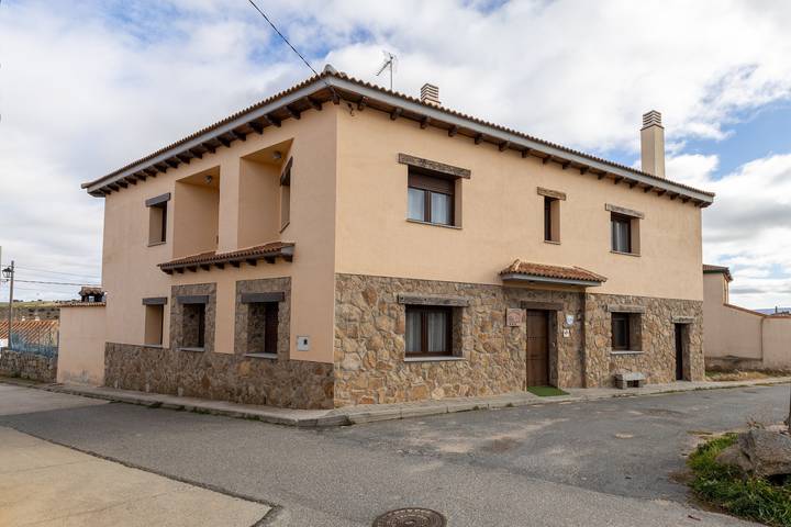 Chalet para 16 personas en Mediana de Voltoya, Provincia de Ávila
