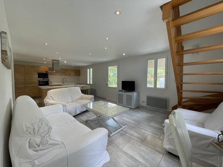 Gîte pour 6 personnes, avec piscine et jardin dans Béarn - 4