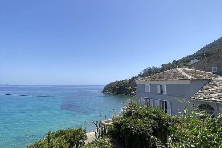 Location de vacances pour 5 personnes dans Plage de Lavasina
