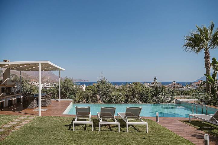 Villa für 11 Personen, mit Garten und Balkon