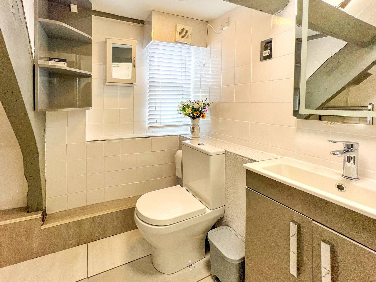 Estudio entero, Host & Stay | Apartment 6, Church Walk in Melksham, Wiltshire