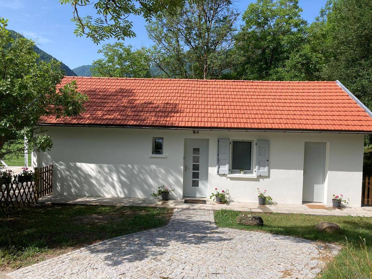 Two-Bedroom House in Château-Verdun (Ariège), Pyrénées