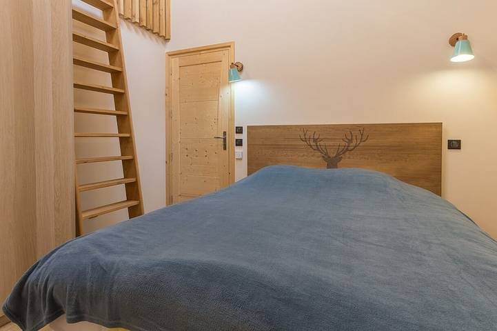 Gîte pour 10 personnes, avec terrasse ainsi que jacuzzi et jardin à Saint-André (Savoie) - 2