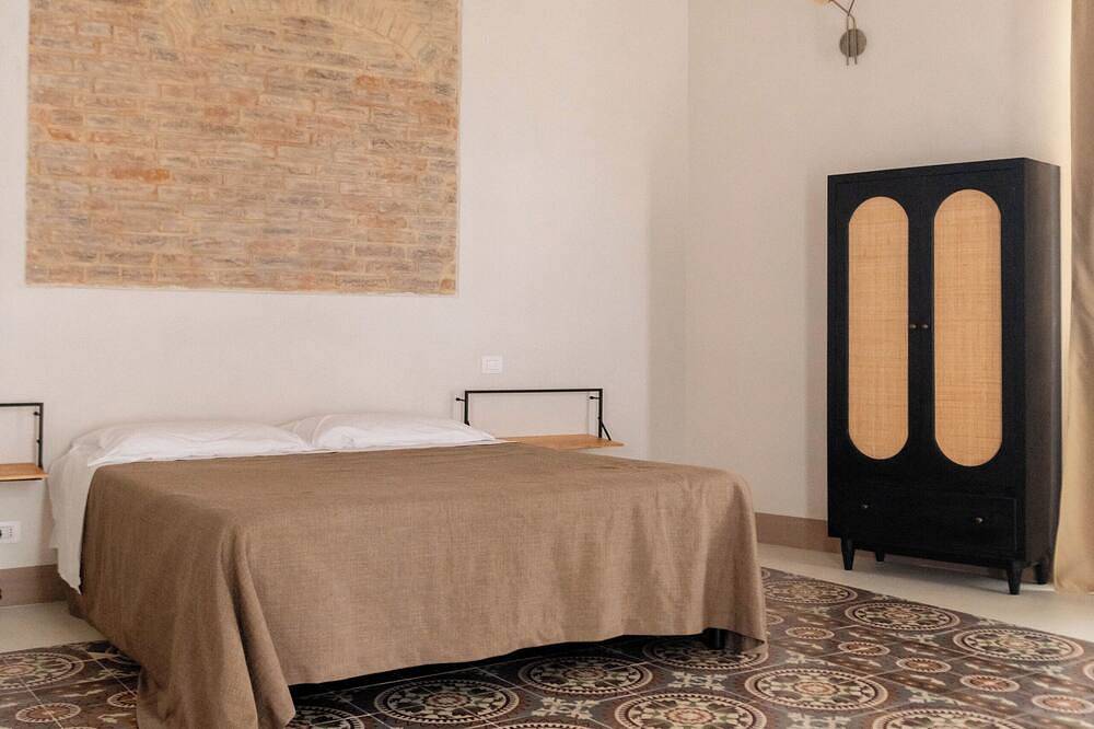 Designer B&B, near the sea and Matera, with outdoor pool, garden and spa in Bernalda, Piana del Metaponto