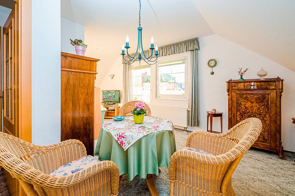 Ganze Ferienwohnung, D 061.018 - Ferienwohnung Steinbach in Wustrow, Fischland