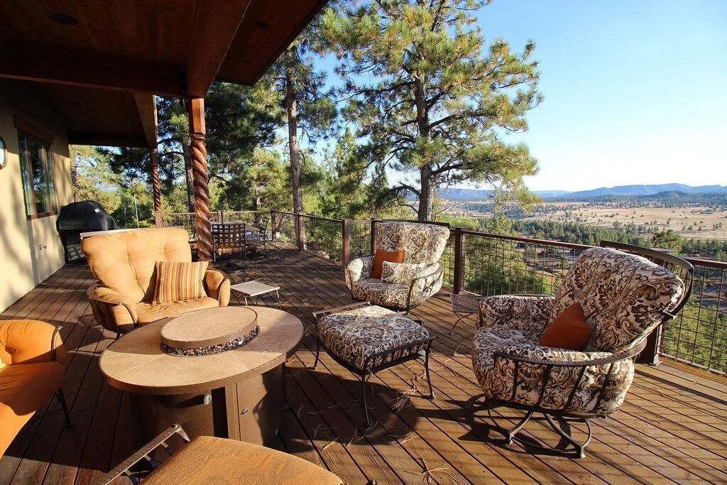Erstaunliche Ansichten, heiße Wanne, wild lebende Tiere, nah an Stadt, unterhaltsames Haus. in San Juan National Forest