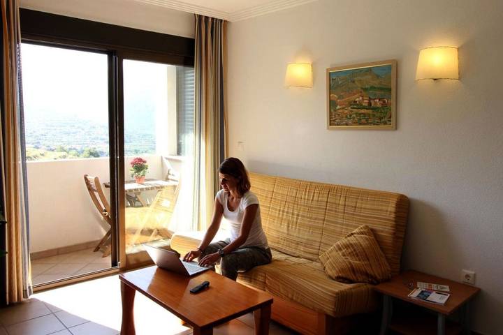 Casa rural para 3 personas, con jardín en Benimantell - 4