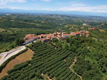 Appartamento per 4 Persone in Albaretto della Torre, Langhe, Foto 4