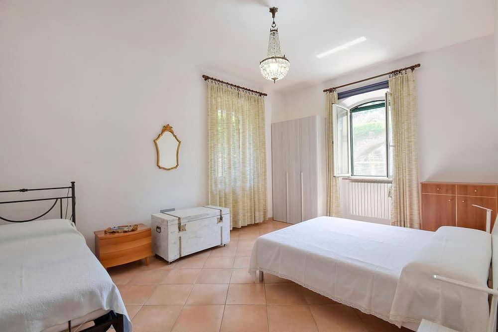 Splendida casa con 2 camere da letto a Camogli in Bagni Beppe, Camogli
