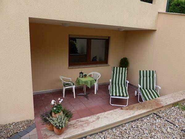 Ferienwohnung für 2 Personen, mit Terrasse und Garten in Mechernich