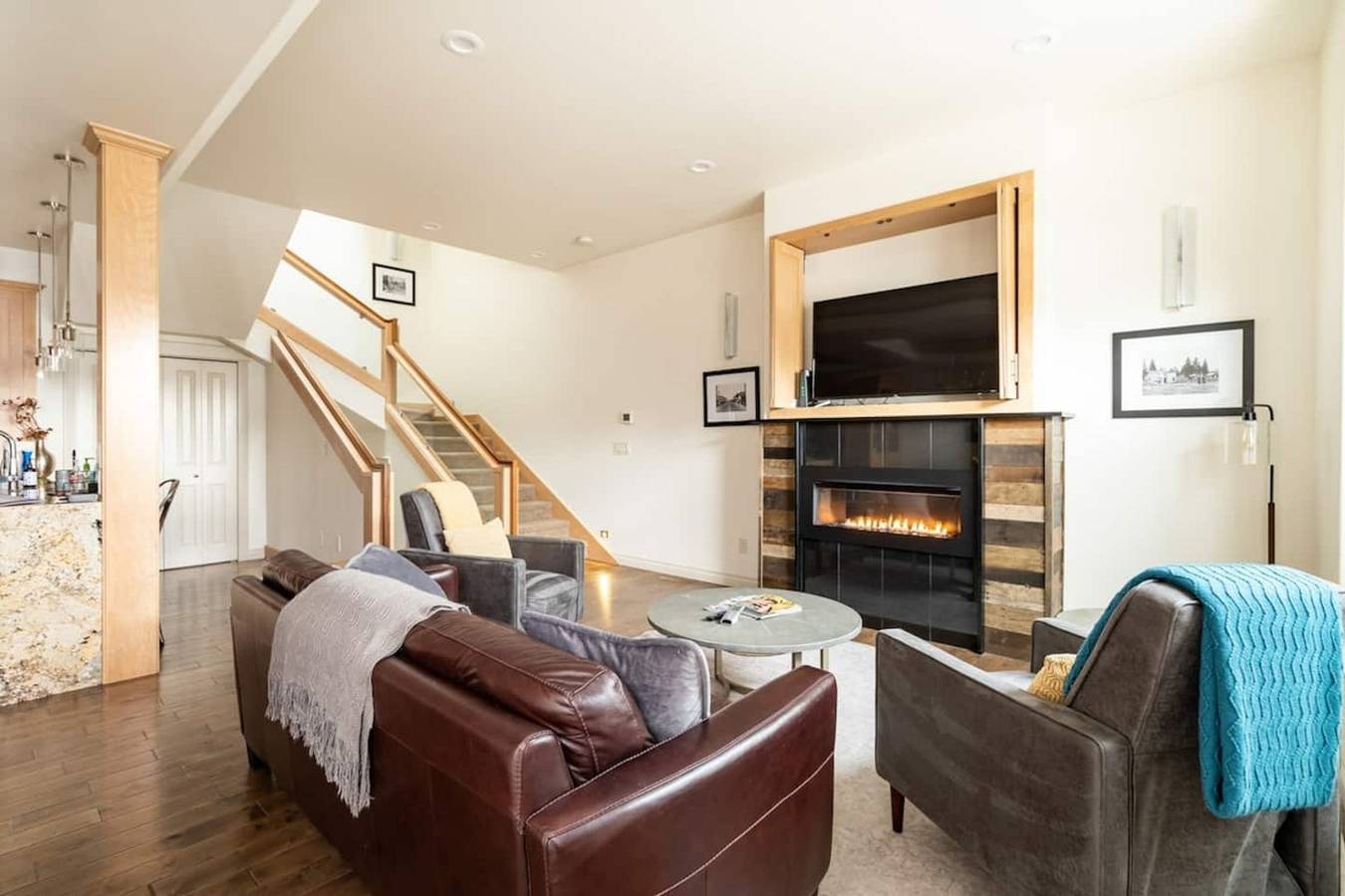 Ganze Wohnung, Rooftop deck. Walk to River&Downtown! Fire pit in Bend, Mt. Bachelor