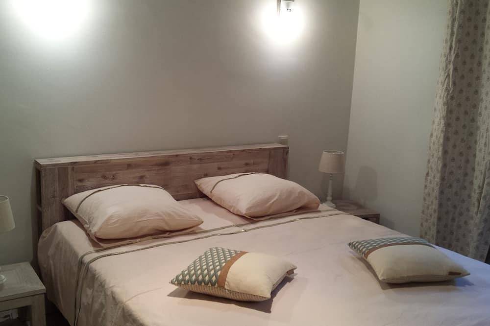 Apartamento entero, Alojamiento \"se opuso a la Sorgues\" in Lagnes, Parque natural regional del Luberon