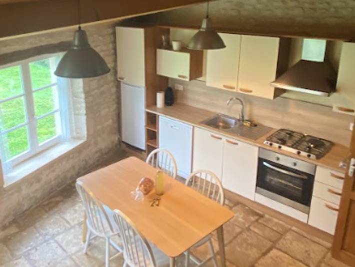 Charmante maison XVIIIème rénovée avec piscine et terrasse, proche rivière et pistes cyclables in Chaix, Fontenay-le-Comte