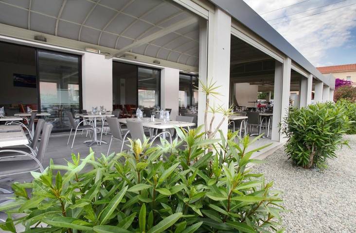 Hôtel pour 5 personnes, avec jardin et piscine à Ventiseri - 2