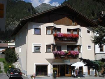 Ferienwohnung für 6 Personen, mit Balkon in Pfunds