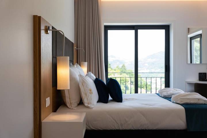 Casa de familia para 2 personas, con piscina además de jardín y terraza en Ponte da Barca - 3