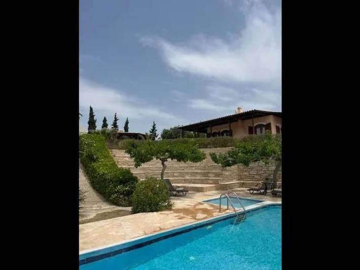 Finca für 4 Personen, mit Garten und Pool sowie Terrasse auf Kreta