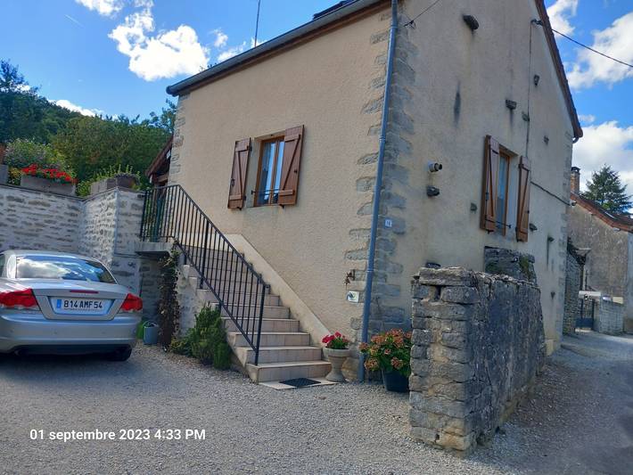 Gîte pour 4 personnes, avec Balcon ainsi que Terrasse et Jardin
