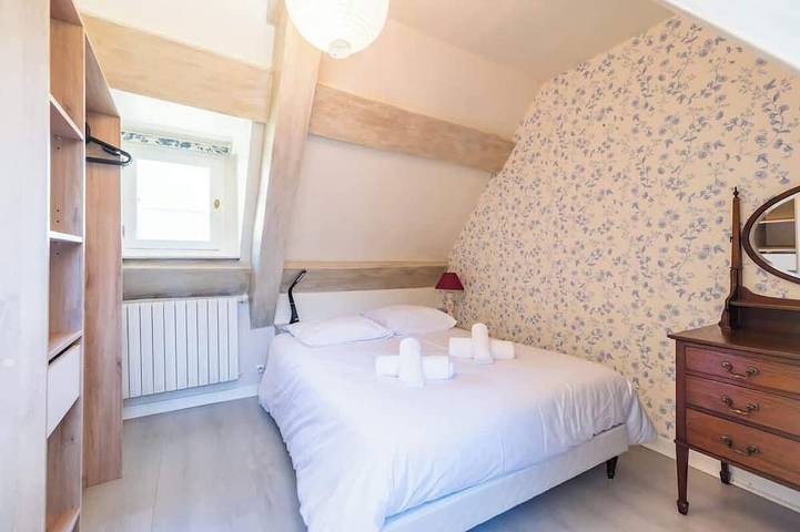 Entire apartment, Terrace, charm & nature in the heart of Lannion in Lannion, Ceinture Dorée