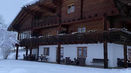 Hütte für 2 Personen, mit Terrasse und Garten sowie Ausblick in Bad Kleinkirchheim